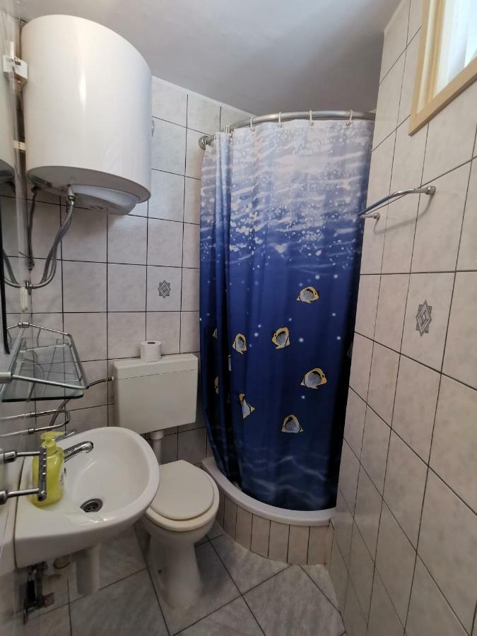 Big And Spacious Apartment In The Heart Of Оміш Екстер'єр фото